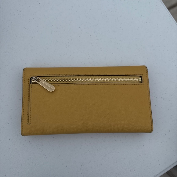 Michael Kors Wallet - Picture 3 of 3